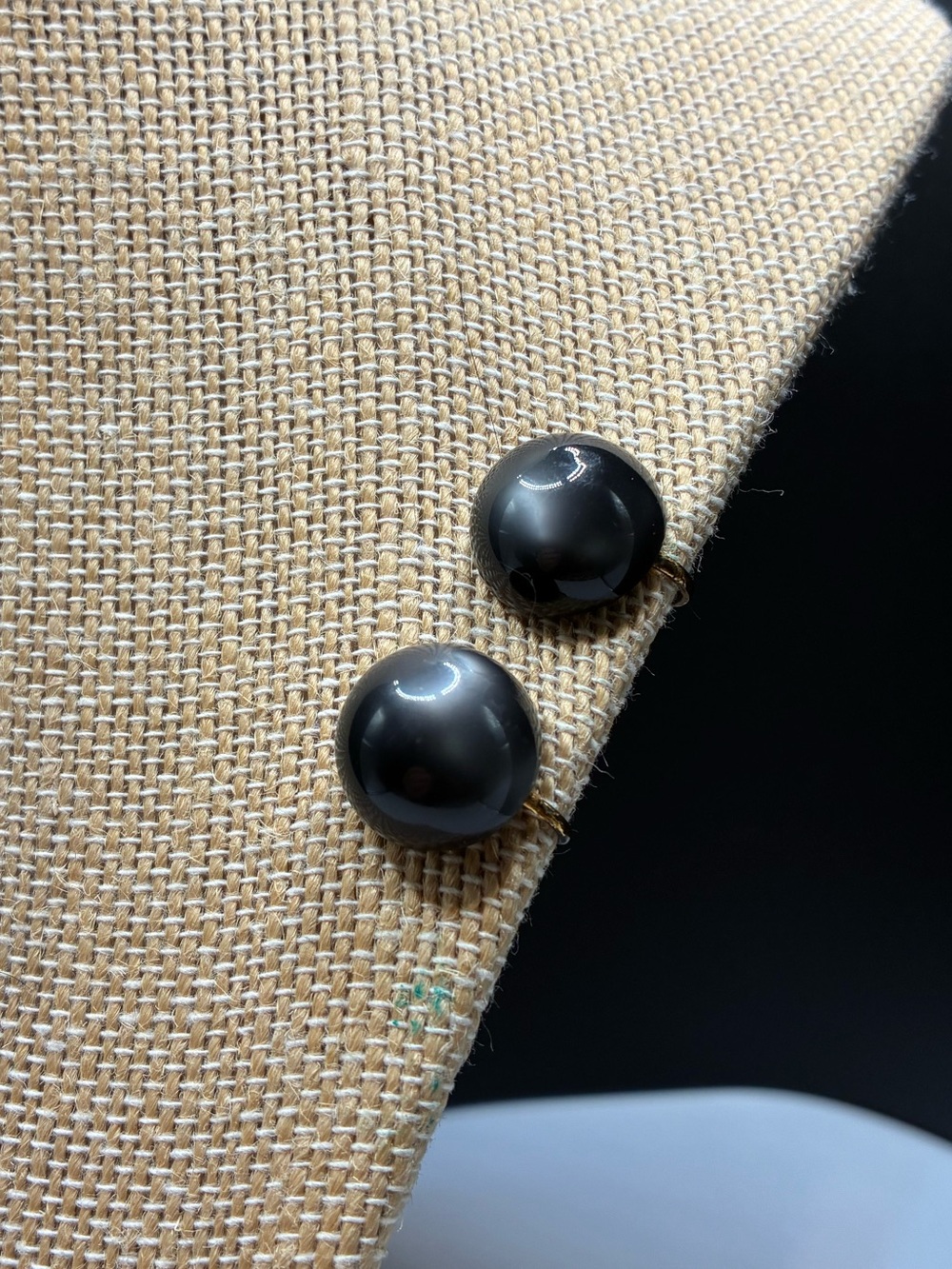 Vintage Resin Button Black Clip-On Earrings - Women Jewelry
